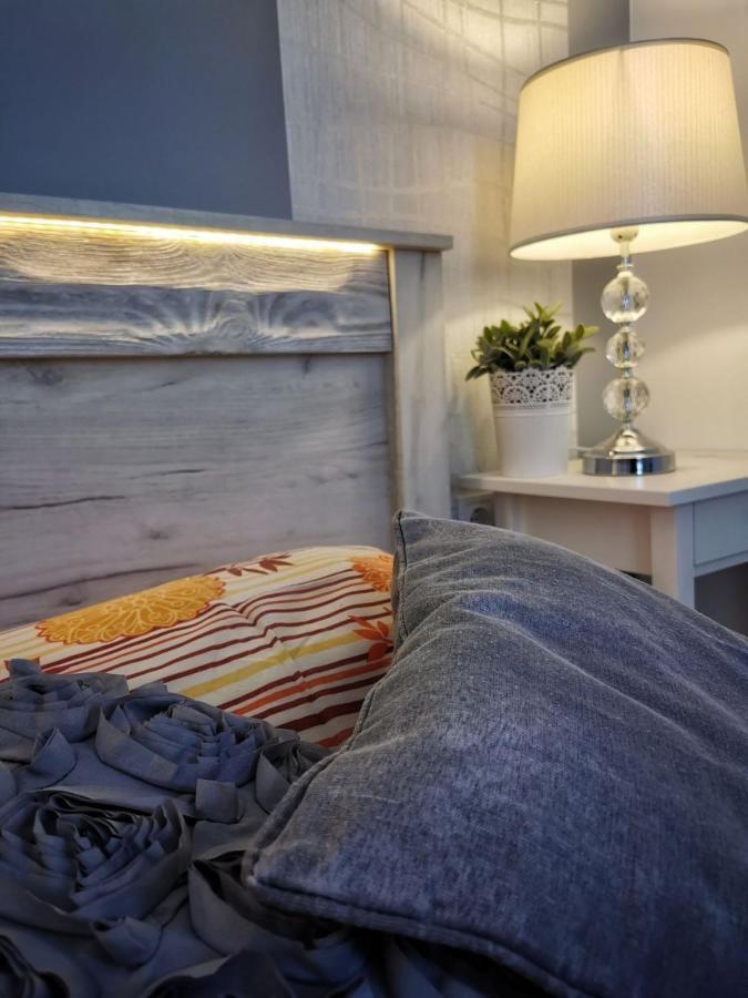 Foglal-Lak Apartman Eger Extérieur photo