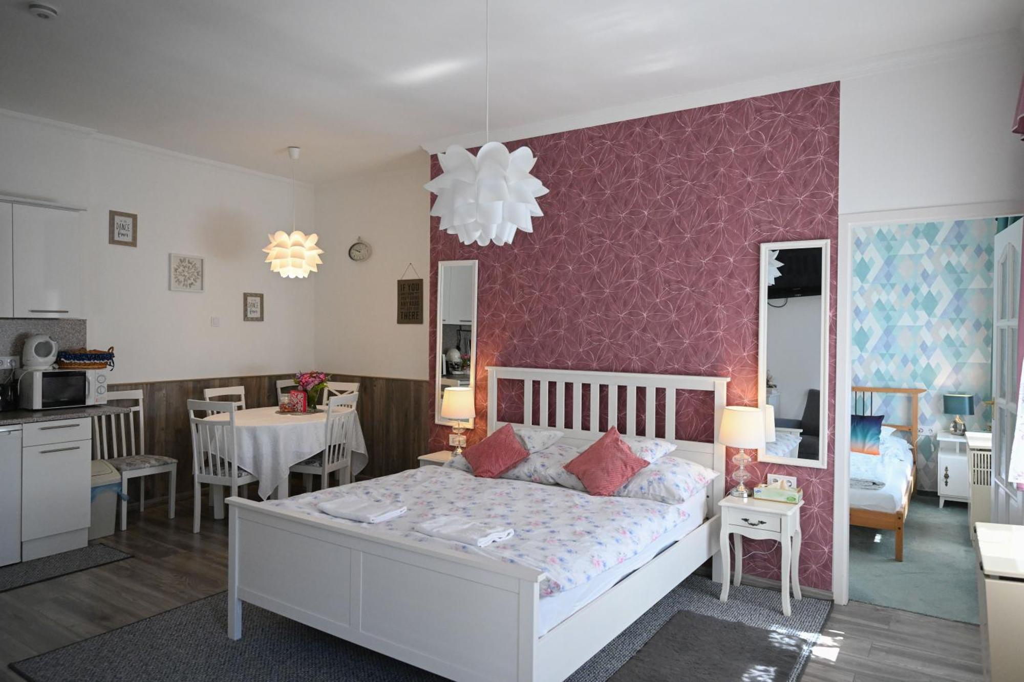 Foglal-Lak Apartman Eger Extérieur photo